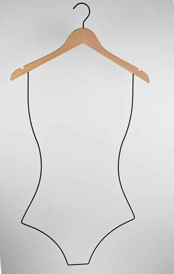 CINTRES SILHOUETTE EN BOIS BRUT AVEC ENCOCHES (TYLANE)