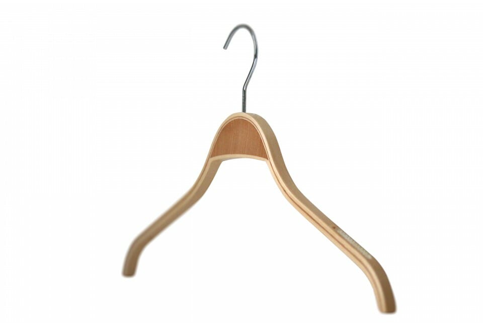Cintre en bois avec barre pour pantalons pliés (PNBB) - Le Cintre Francais